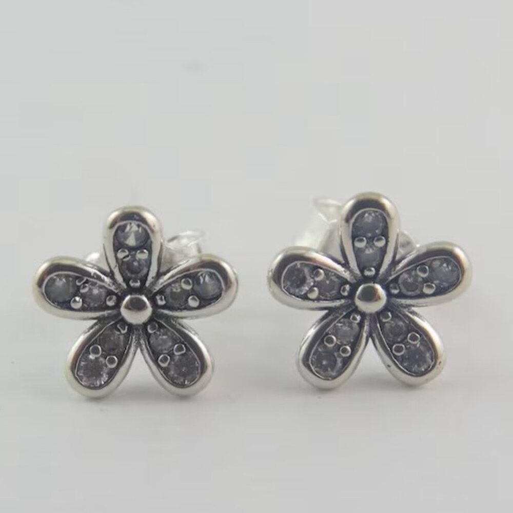 Pandora Dazzling Daisy Stud Earrings – Sterling Silver (A24)
